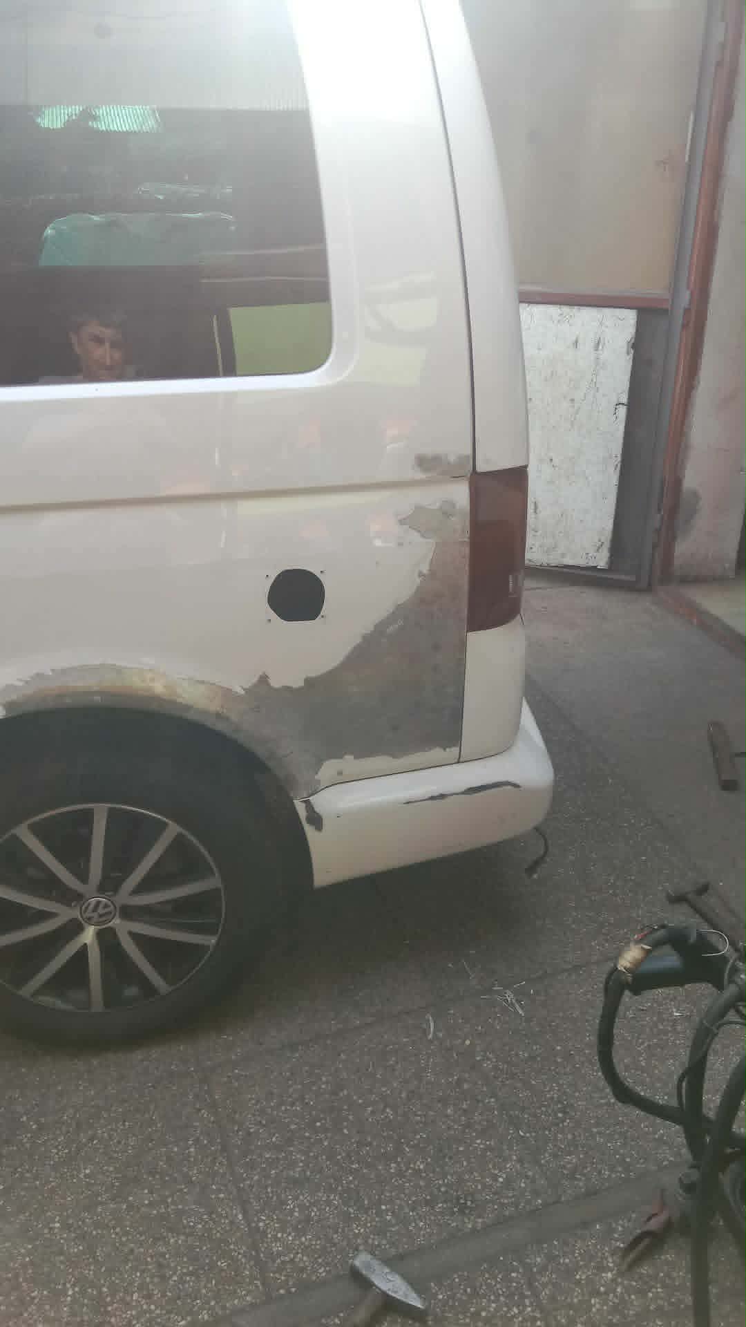 Opravy karoserie a lak